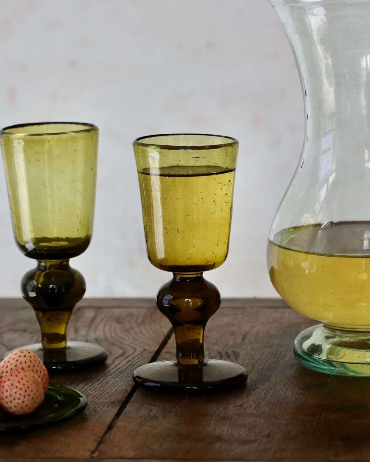 White Wine Glass Miel