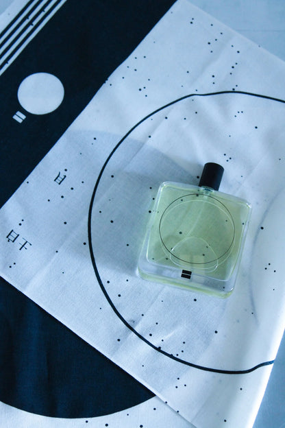 HAKUDO MOON Botanical Airmist