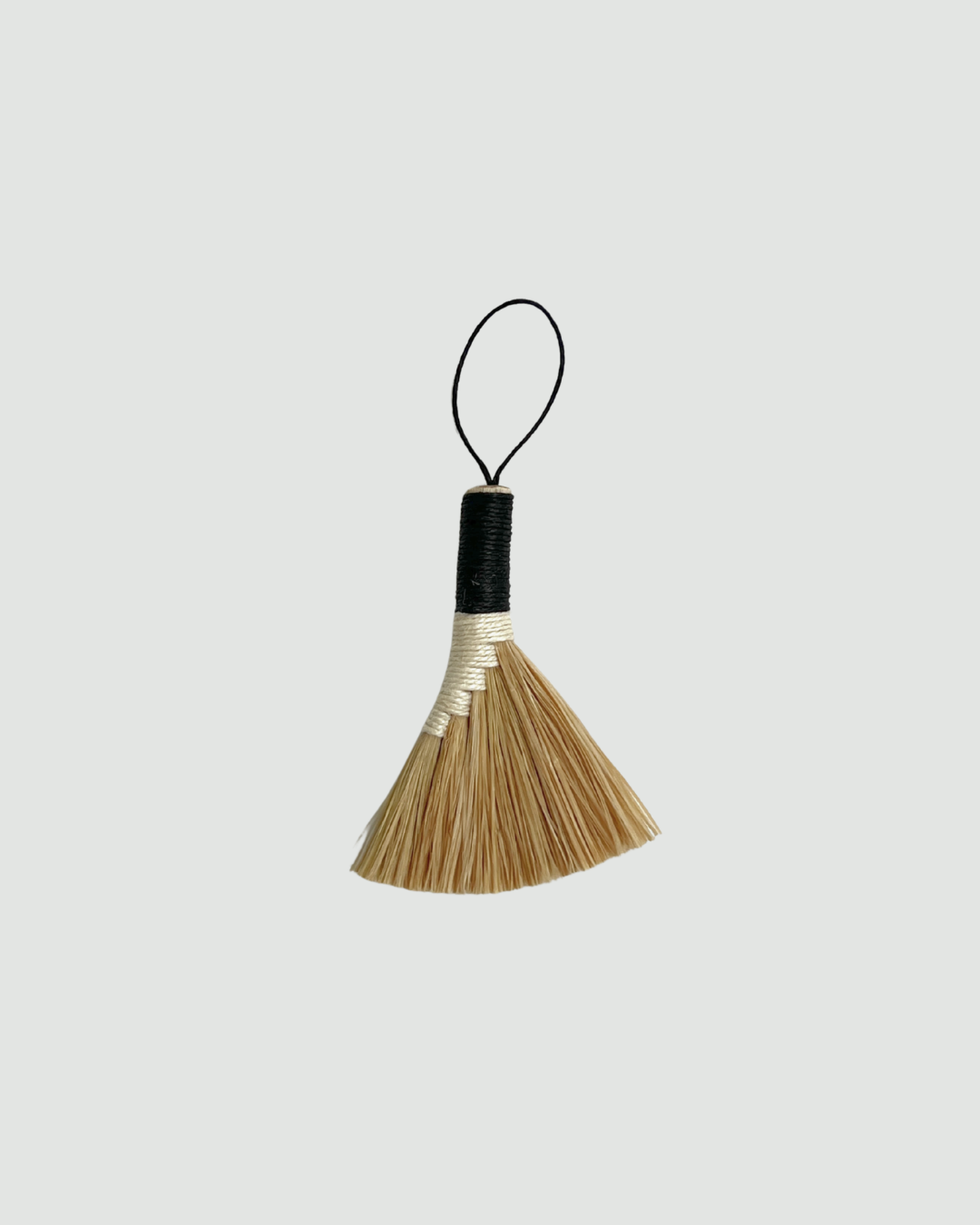 Bargn2015 Ramie Bok-Broom Small