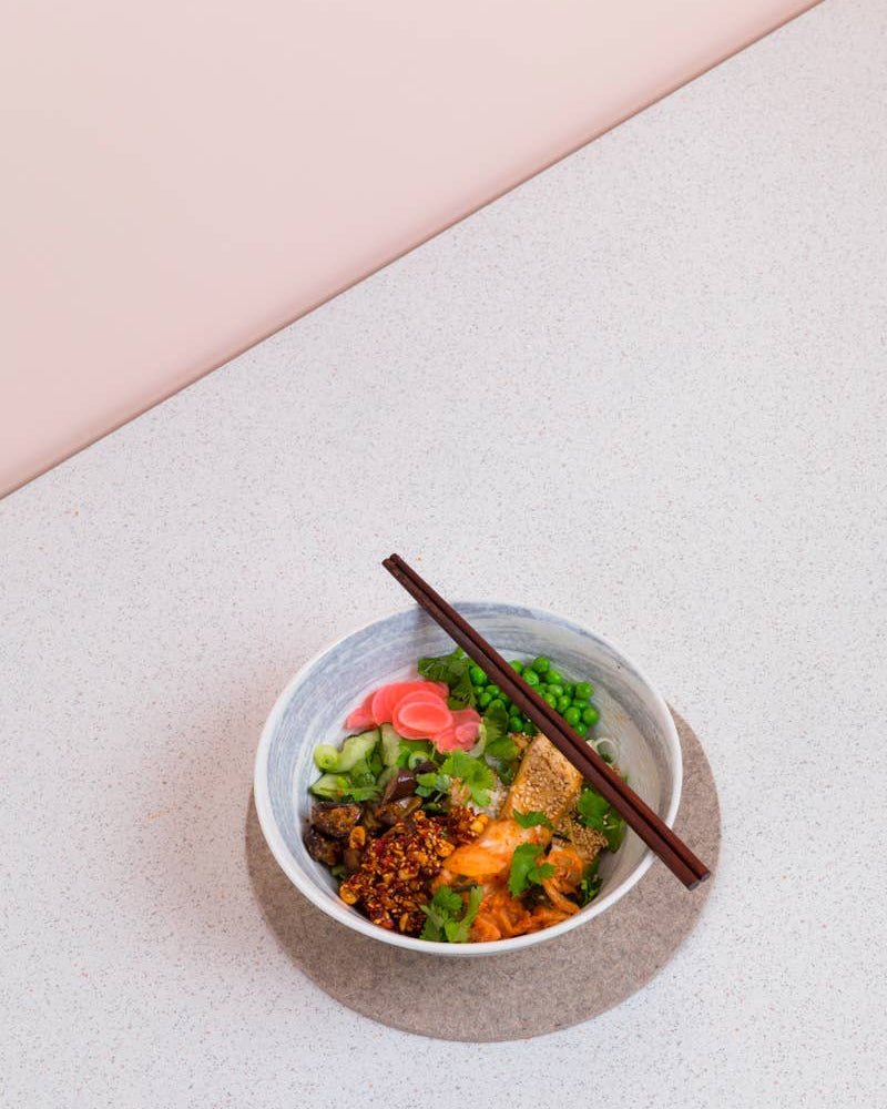White Mausu Peanut Rayu Sauce