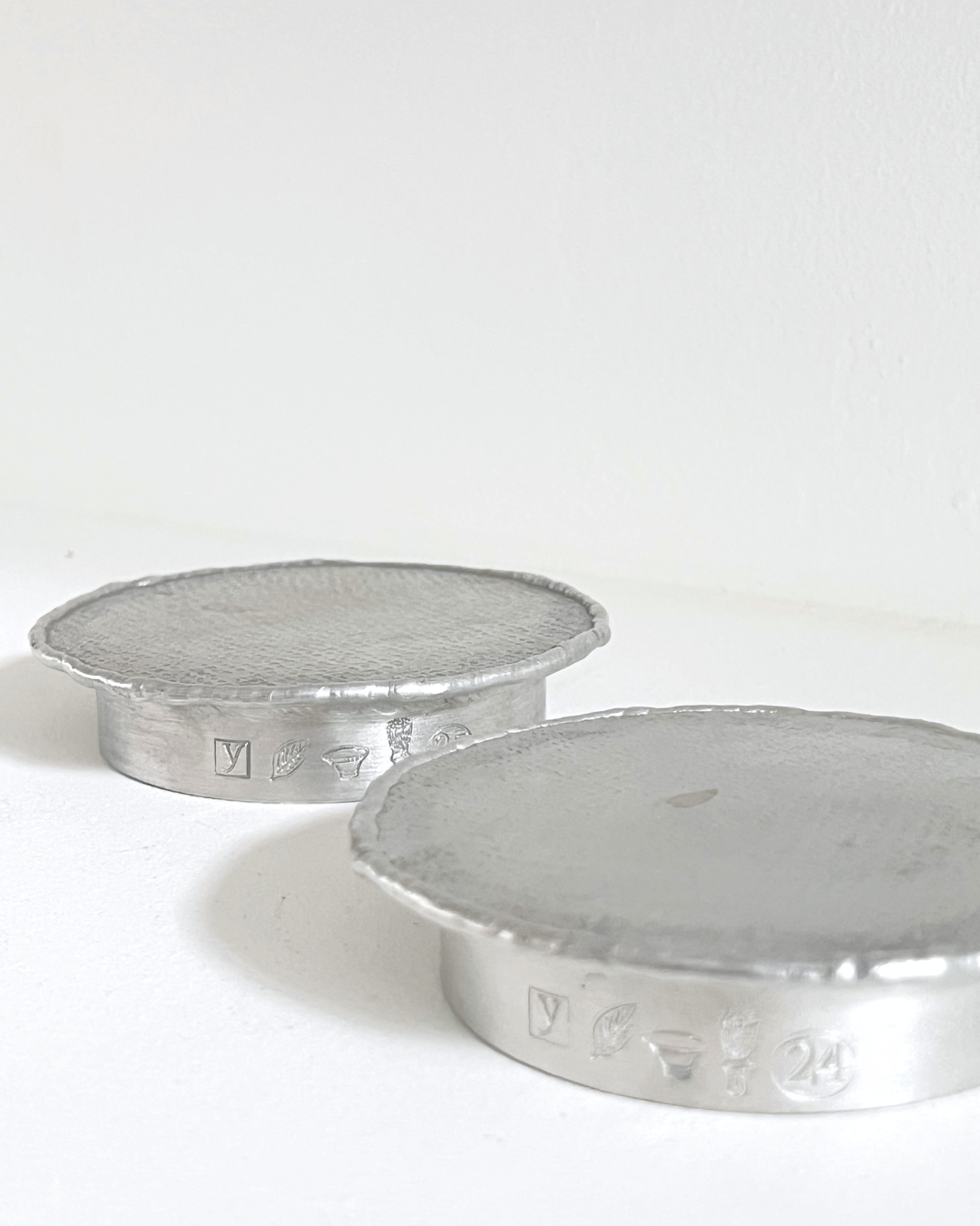 Yeodong Yun - Circle Plate (Low)